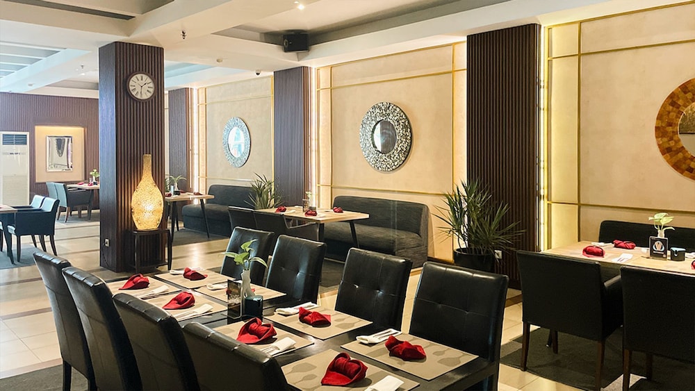 Grage Hotel Cirebon 49/71