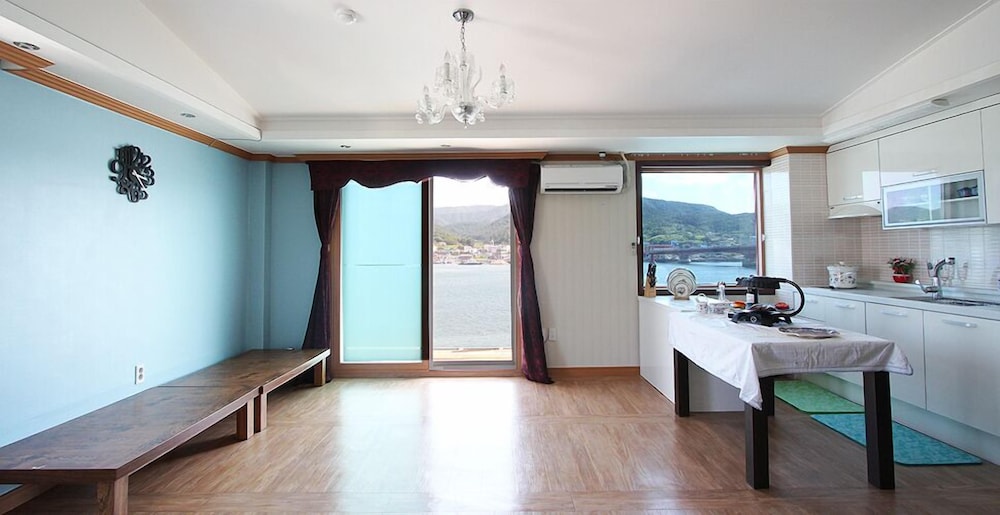 Namhae 1 Night 2 Days Pension 5/20