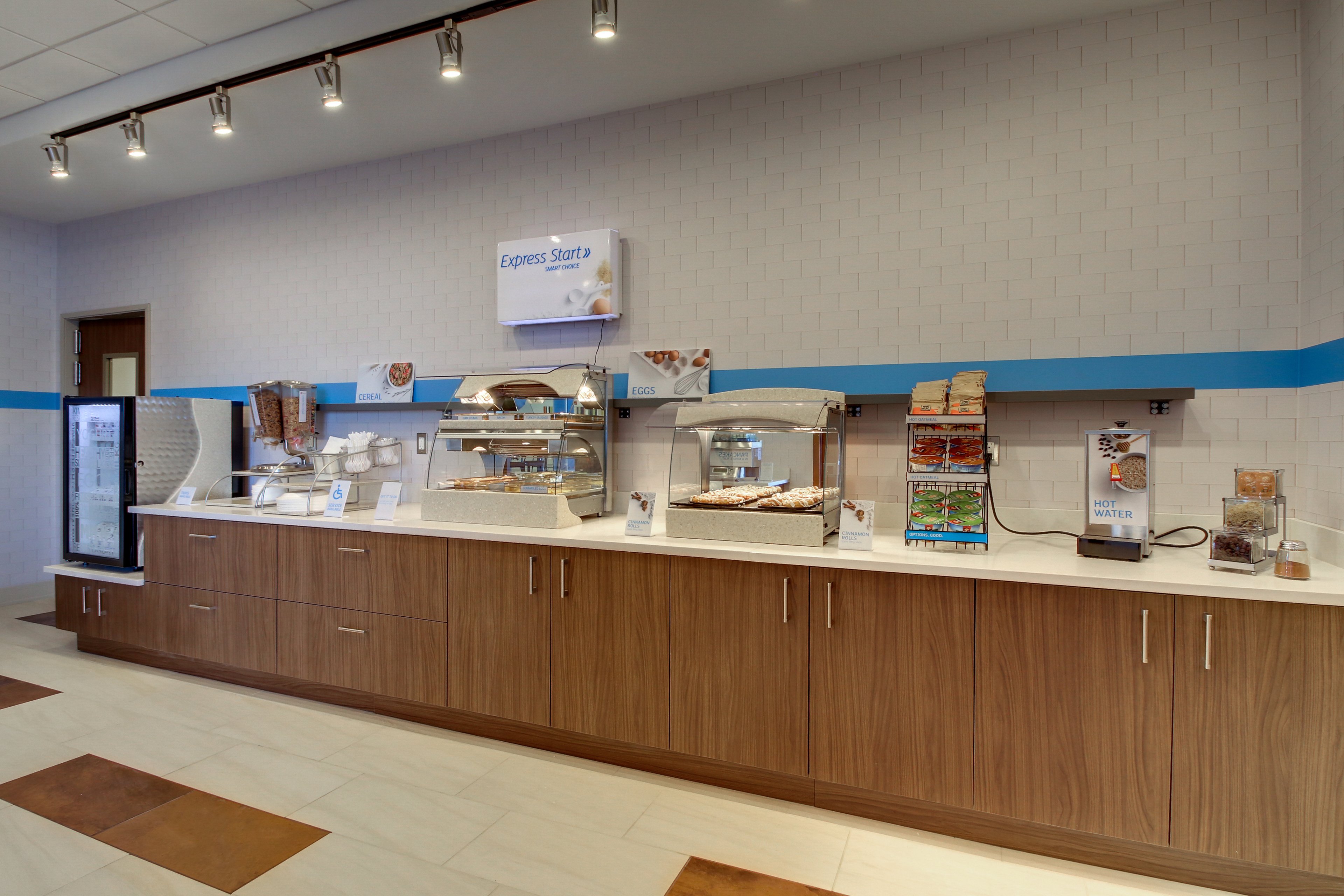 Holiday Inn Express & Suites GALESBURG 12/61