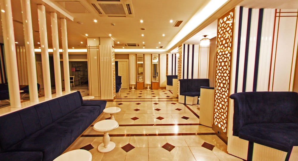 Mara Palace Hotel 90/92