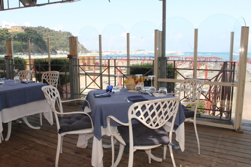 Suite Nettuno 44/60