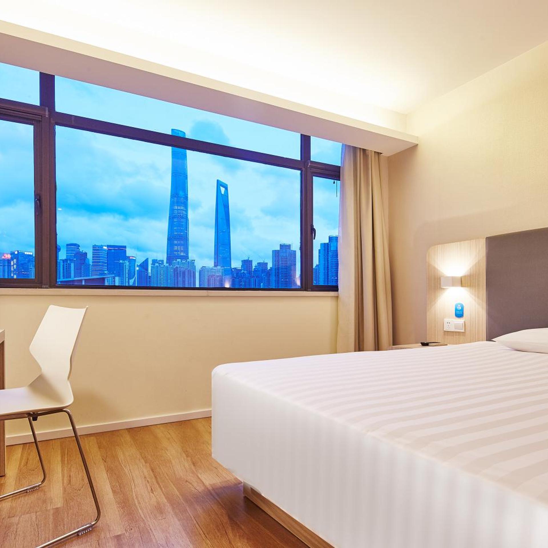Lavande Hotel (Lanzhou Zhengning Road) 6/30