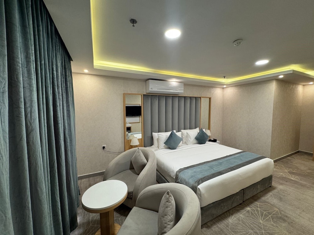 Rose Land Hotel 26/60