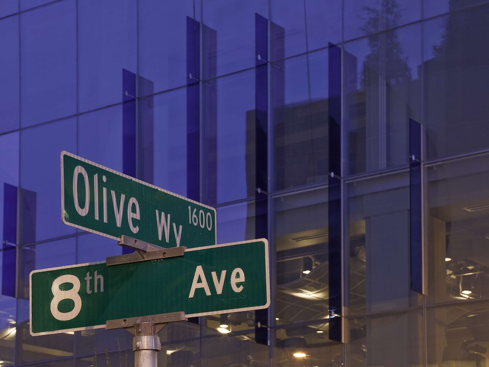 Hyatt At Olive 8 31/69