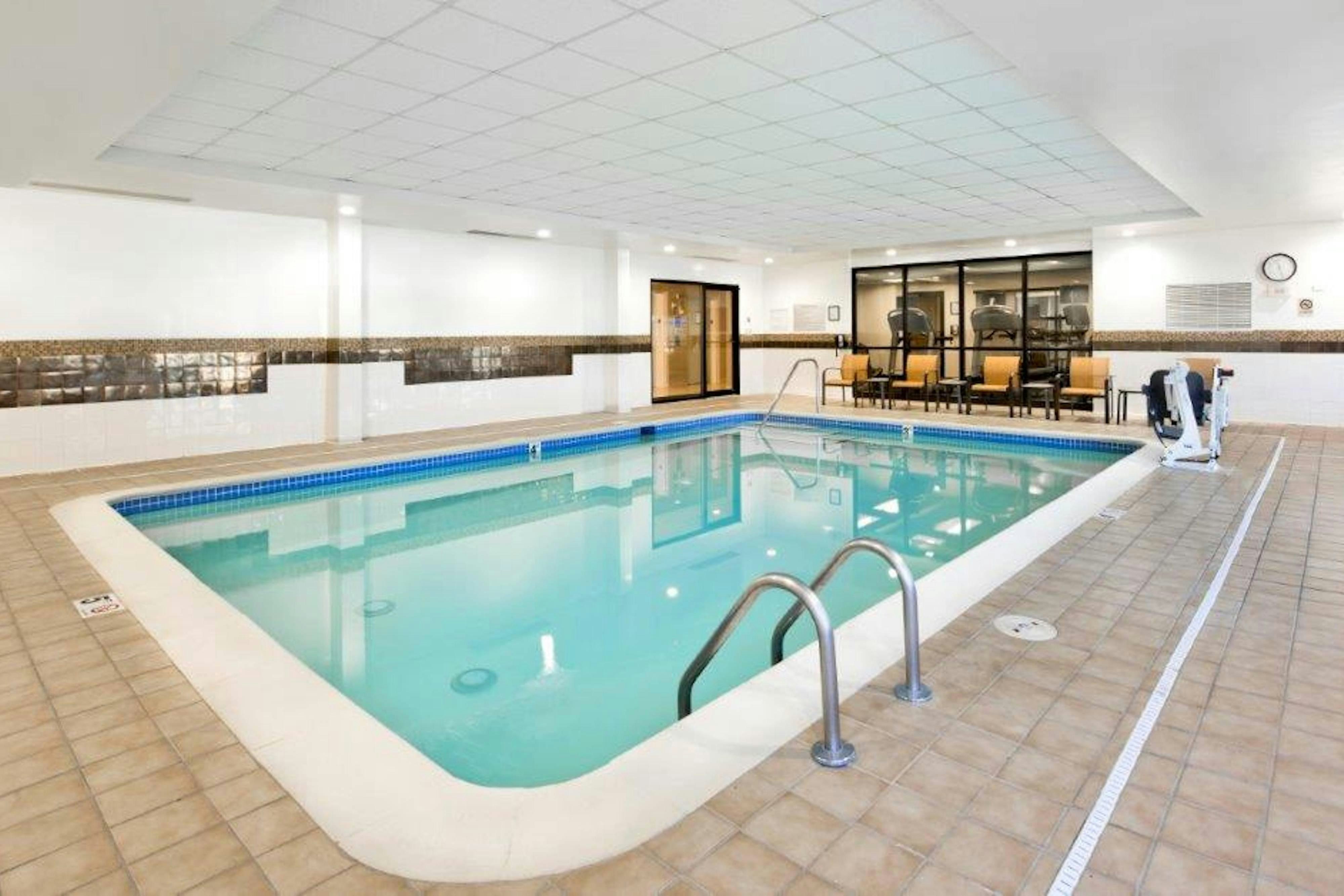 Courtyard By Marriott Ballantyne 3/9