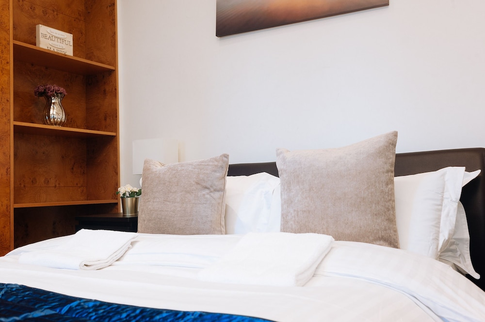 Mayfair Guesthouse 43/50