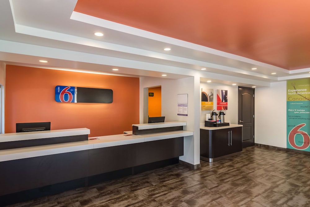 Motel6 Oroville, CA 8/48