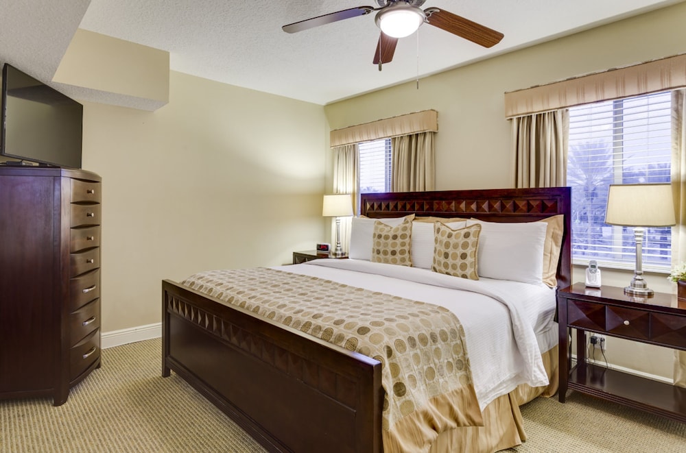 SUITE, MULTIPLE BEDS, CITY VIEW, ACCESSIBLE