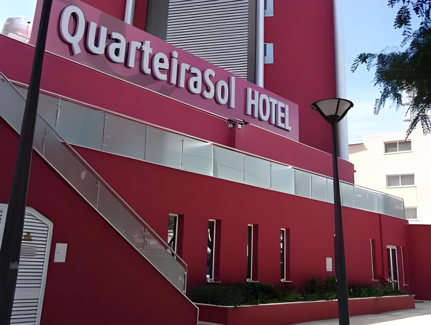 Hotel Quarteira Sol