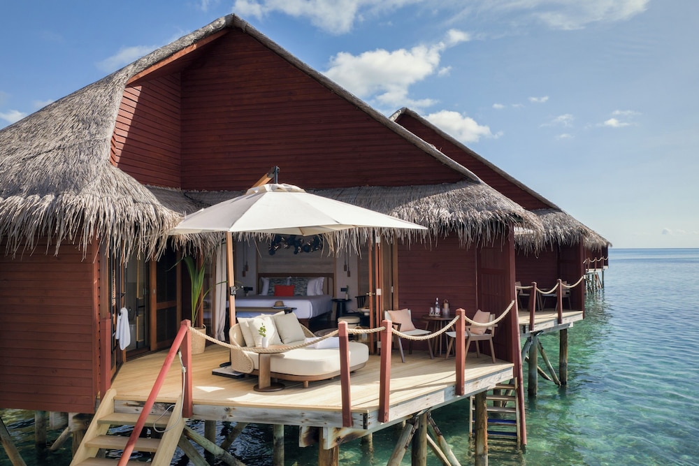 Mirihi Island Resort, Male 50/56