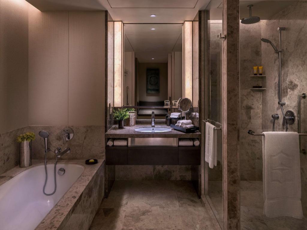 Horizon, Club, Twin Beds, Lake View, Shangri-La Colombo 3/4