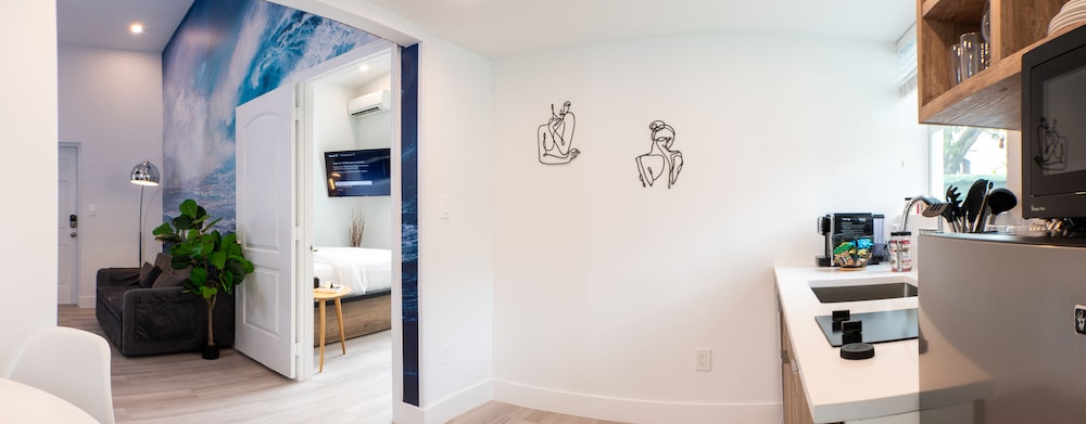 The Lauderdale Boutique Hotel 10/50