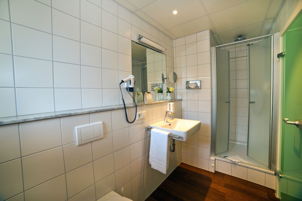 Stadthotel Freiburg 53/58