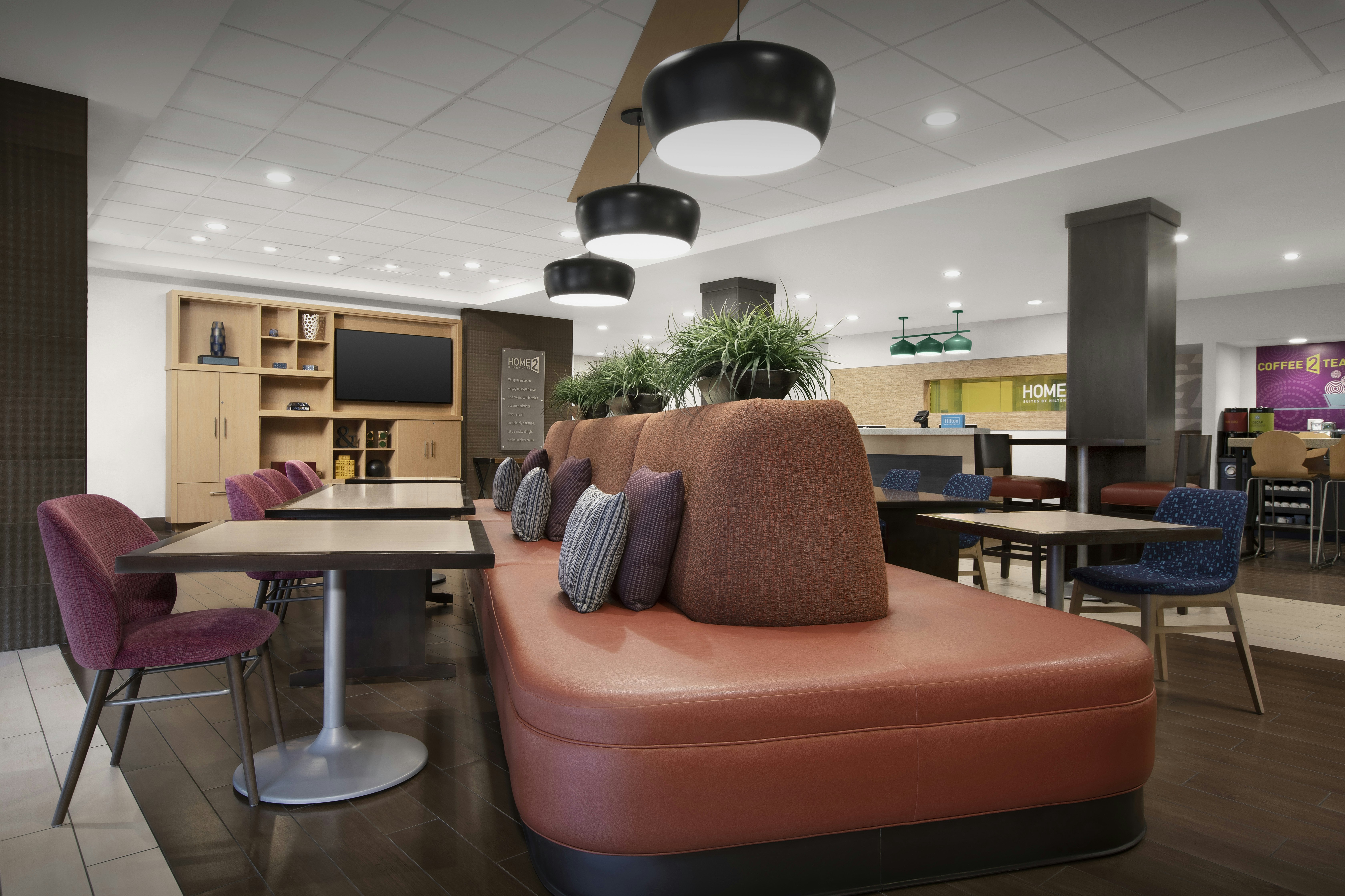 Home2 Suites by Hilton Phoenix Chandler 10/17