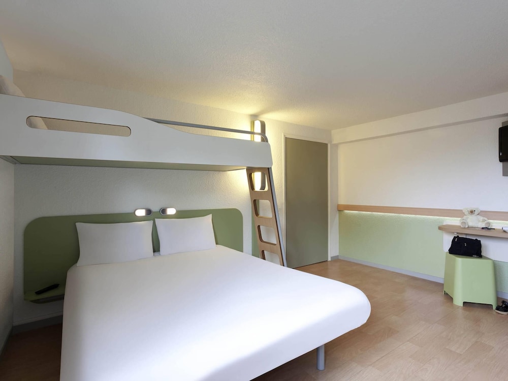 Ibis Budget Tarbes 20/38