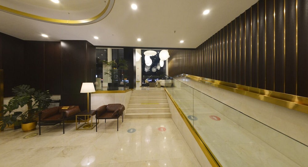 Ring Downtown Hotel 28/39