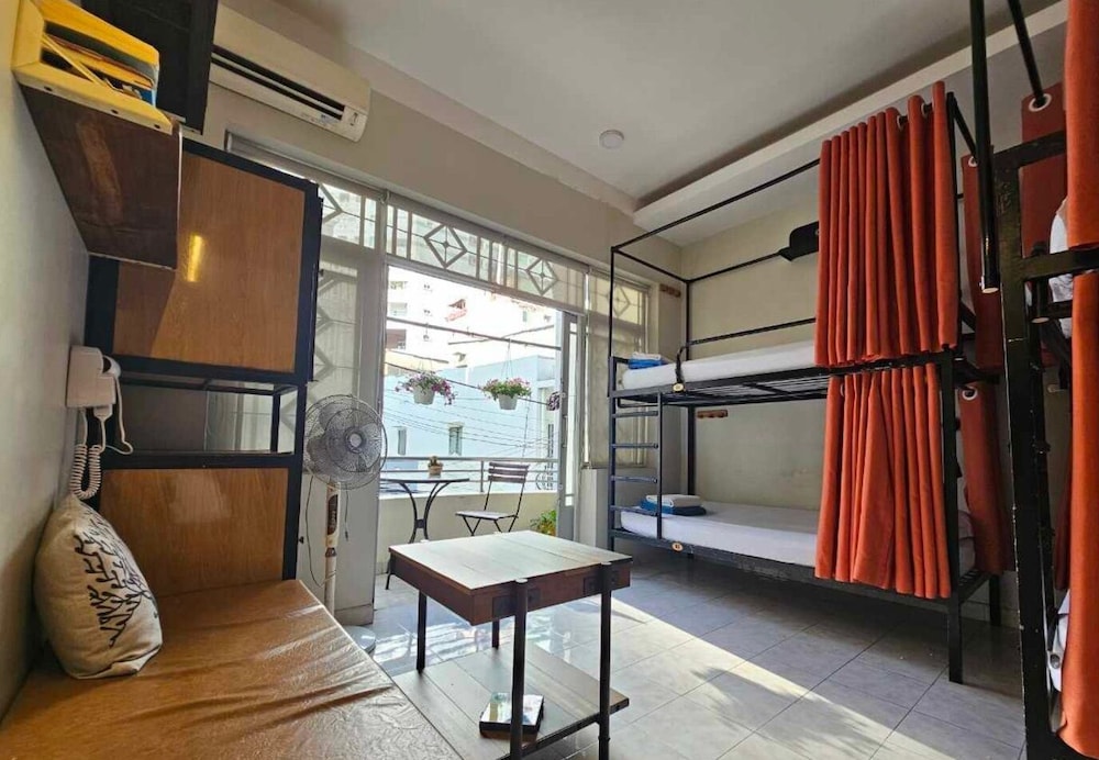 Long Hostel 29/39