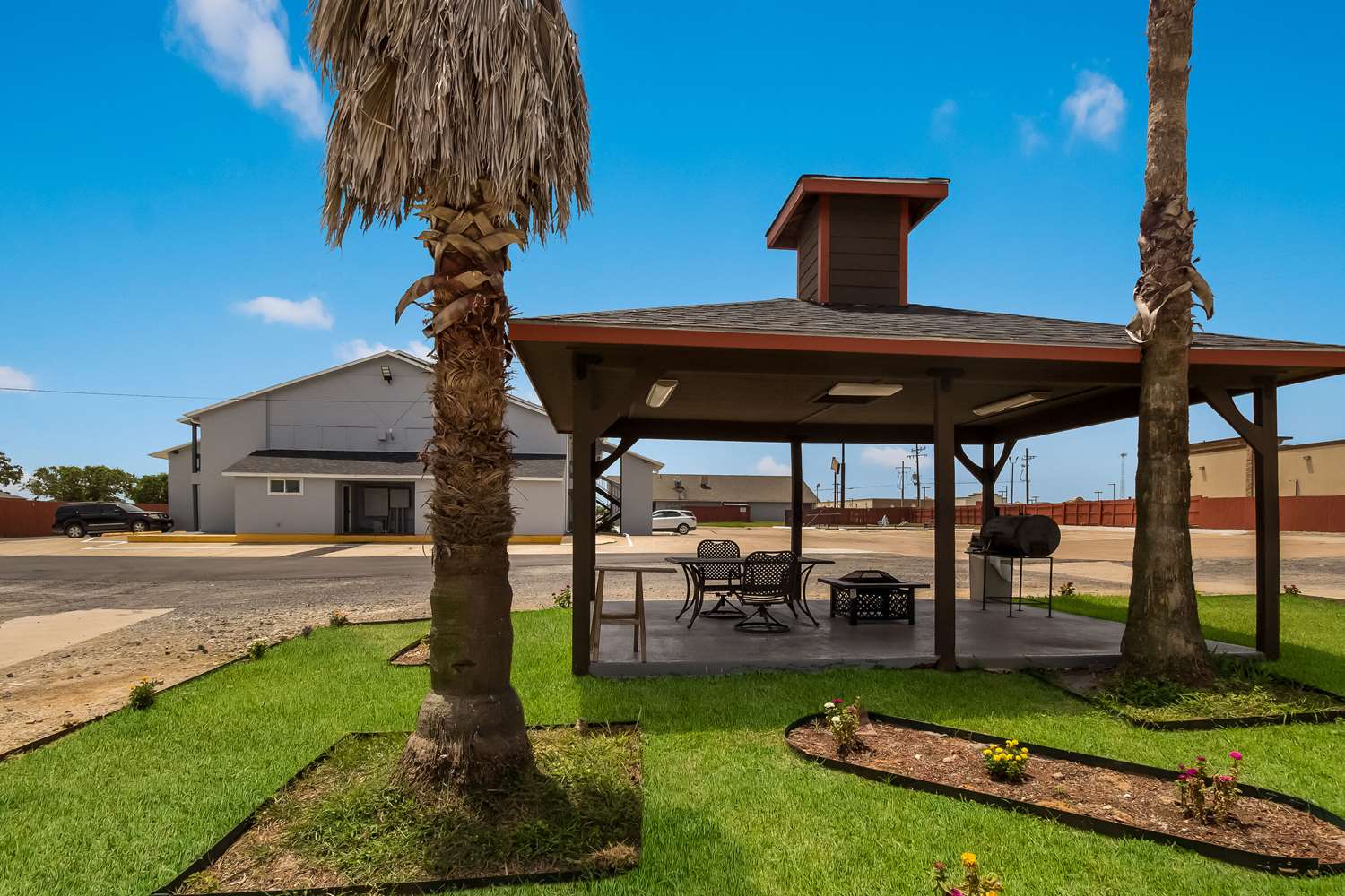 Quality Inn Madisonville TX 35/41