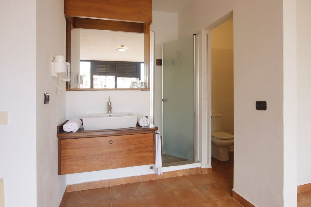 Bentor Rural Hotel 49/50