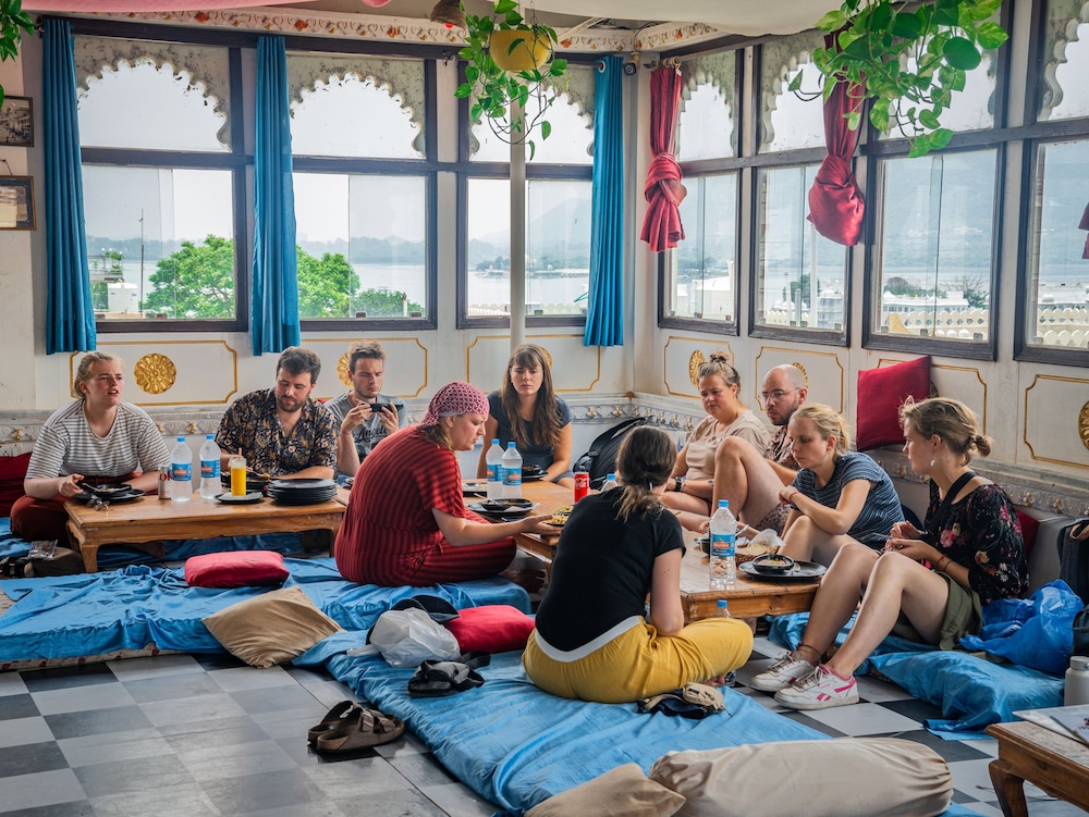 Hotel Lake Ghat Palace، Udaipur 31/53