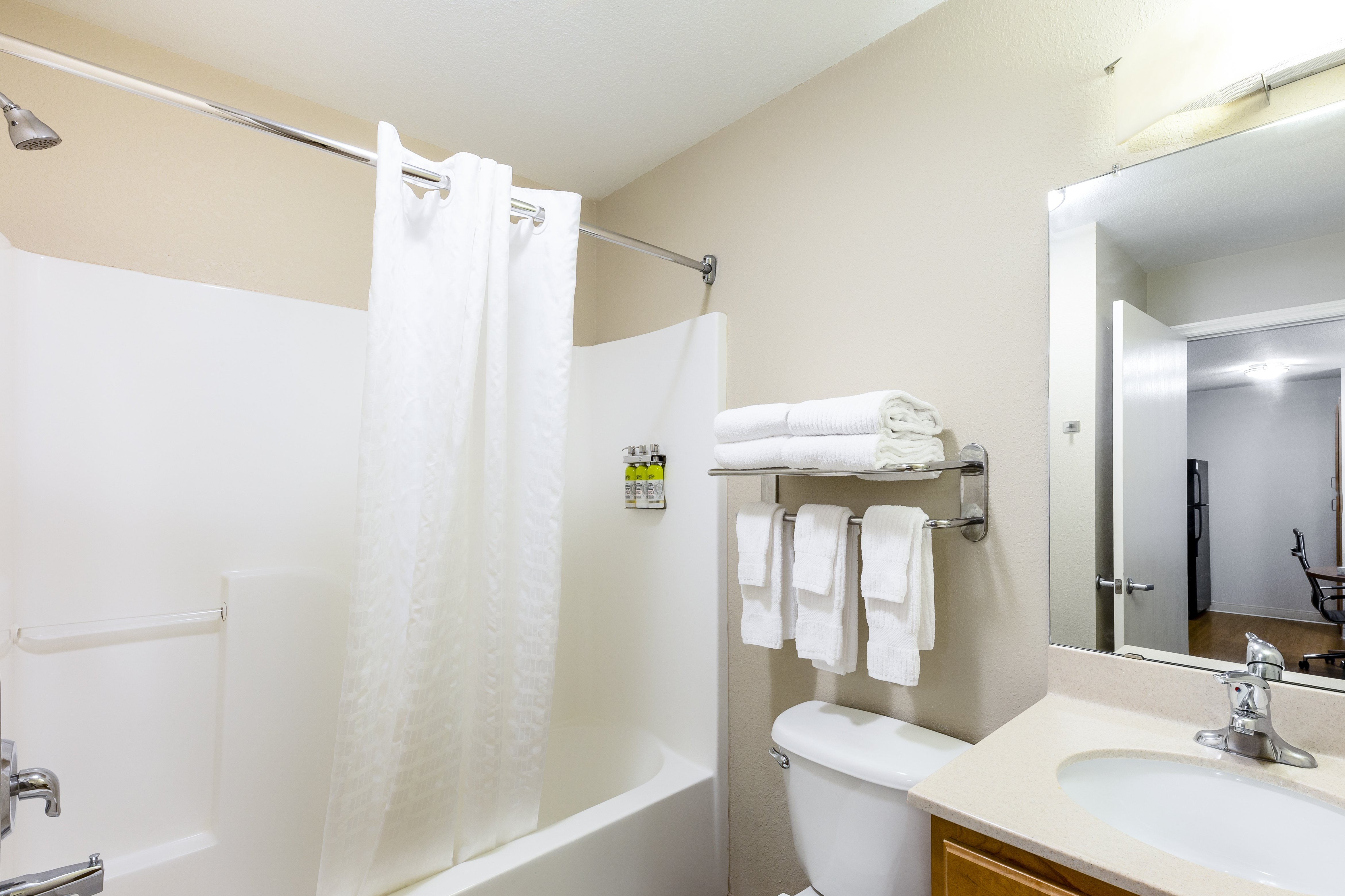 Candlewood Suites Savannah Airport 57/58