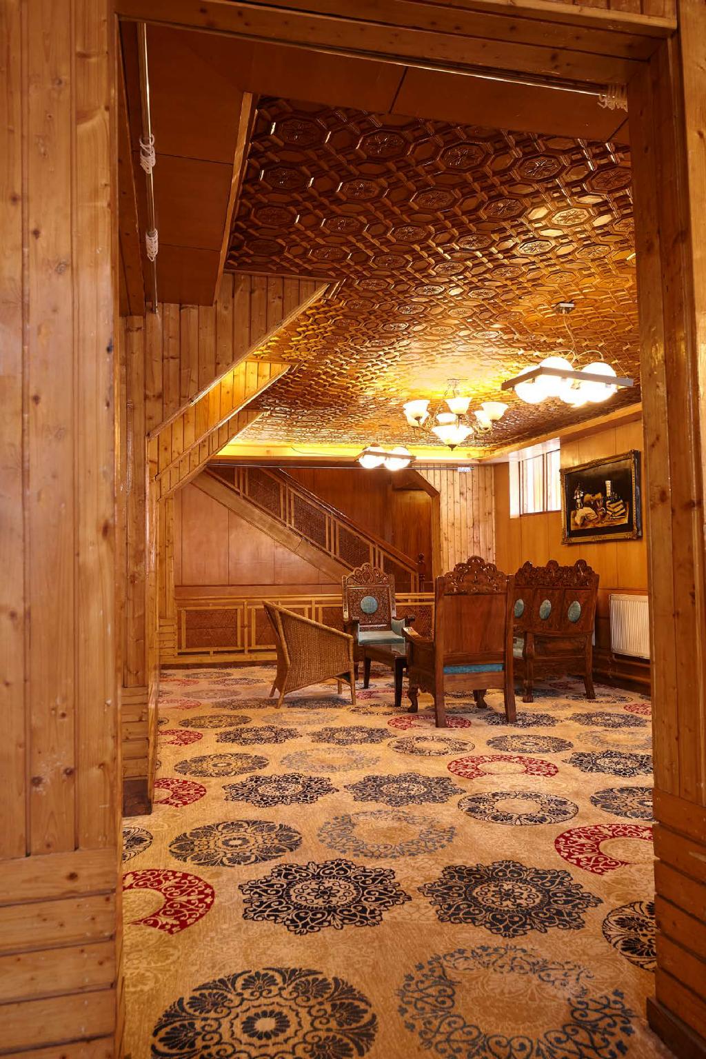 Hotel Grand Mumtaz 45/45