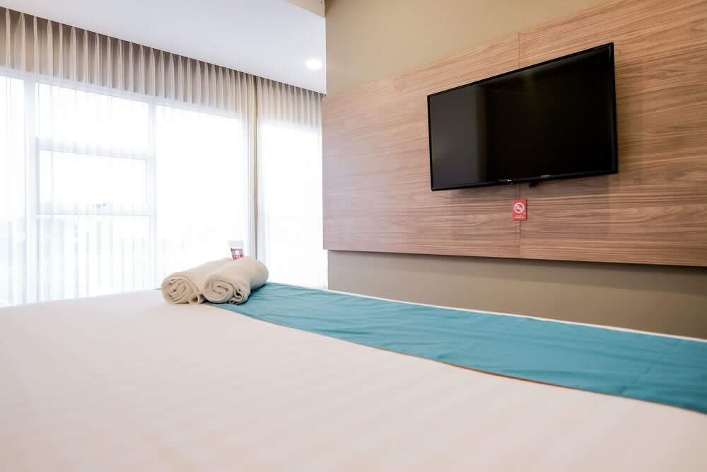 Sans Hotel Puri Indah Jakarta 37/62