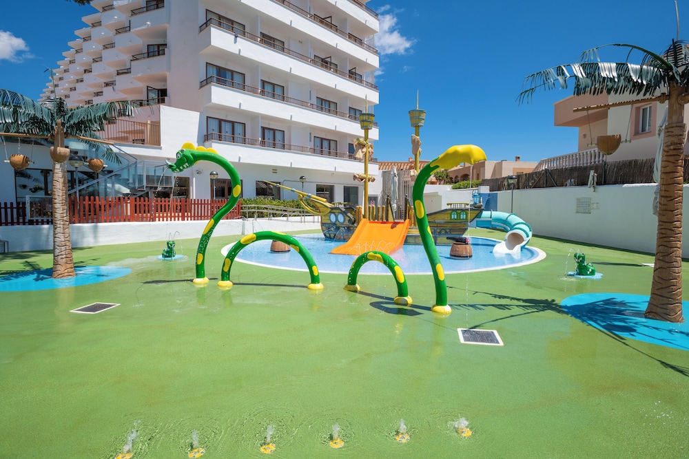 Leonardo Royal Ibiza Santa Eulalia 40/50