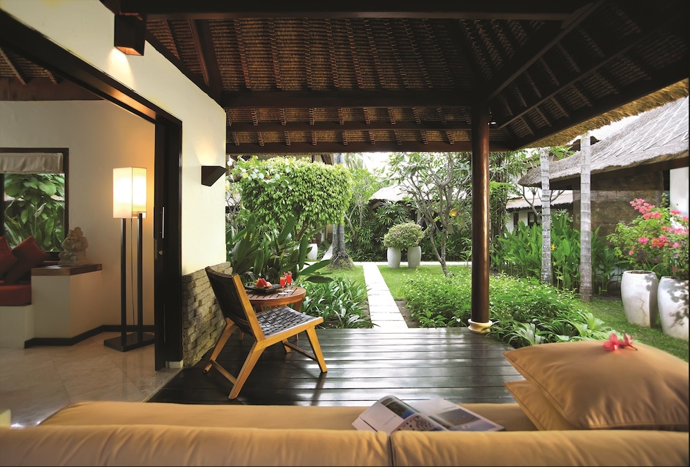 Qunci Villas Resort 52/65