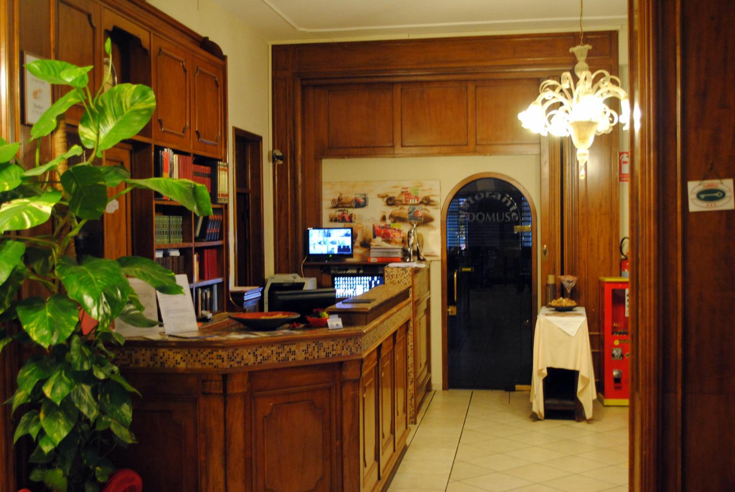 Hotel Domus 9/49