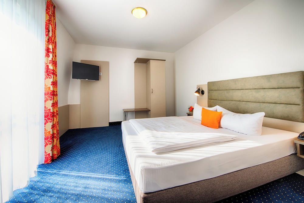 Achat Hotel Zwickau 7/50