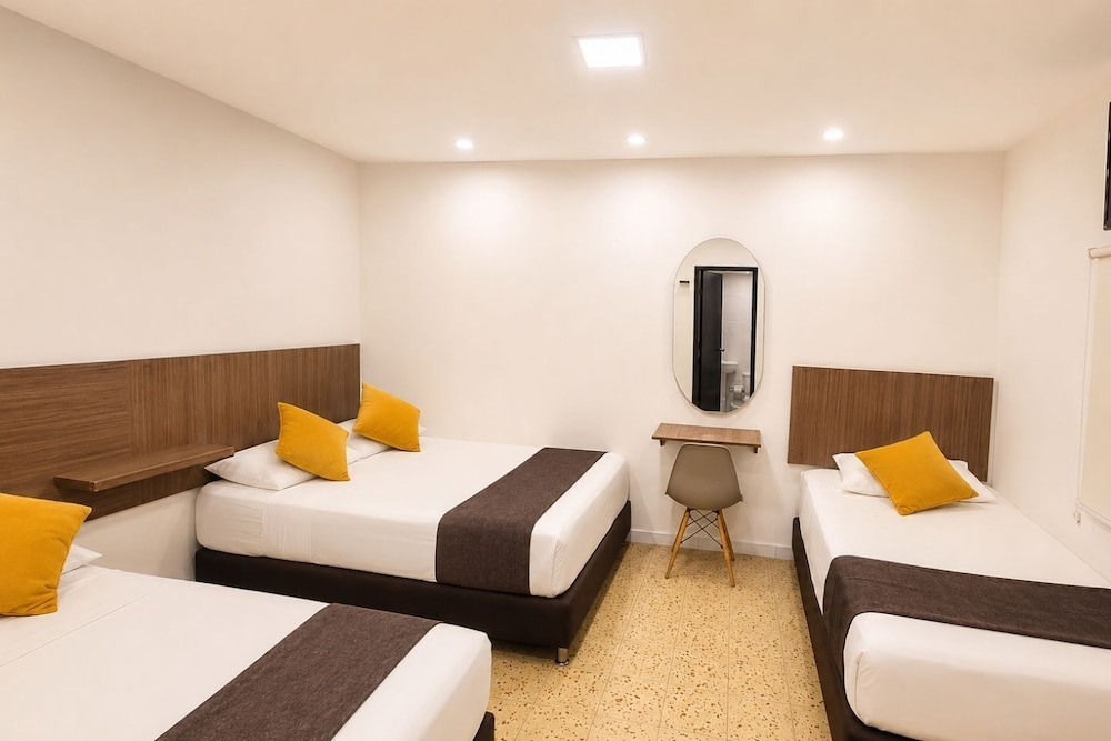 Hotel Helenas 25/50