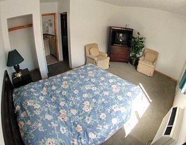 Alpine Inn And Suites 24/42