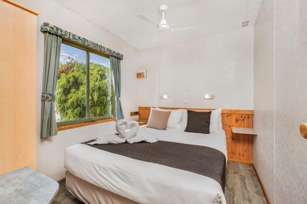 Halls Gap Caravan and Tourist Park 13/49