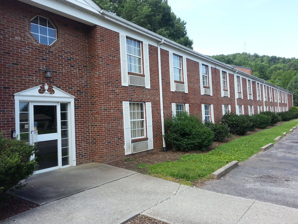 Americourt Hotel 36/39