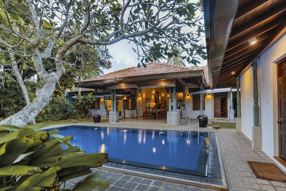Villa Republic Bentota 3/50