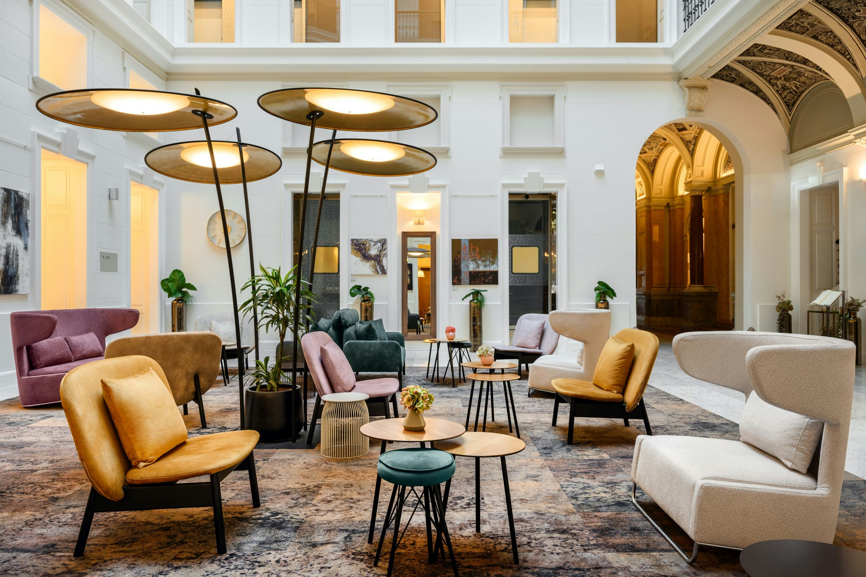 Hotel Moments Budapest 45/75