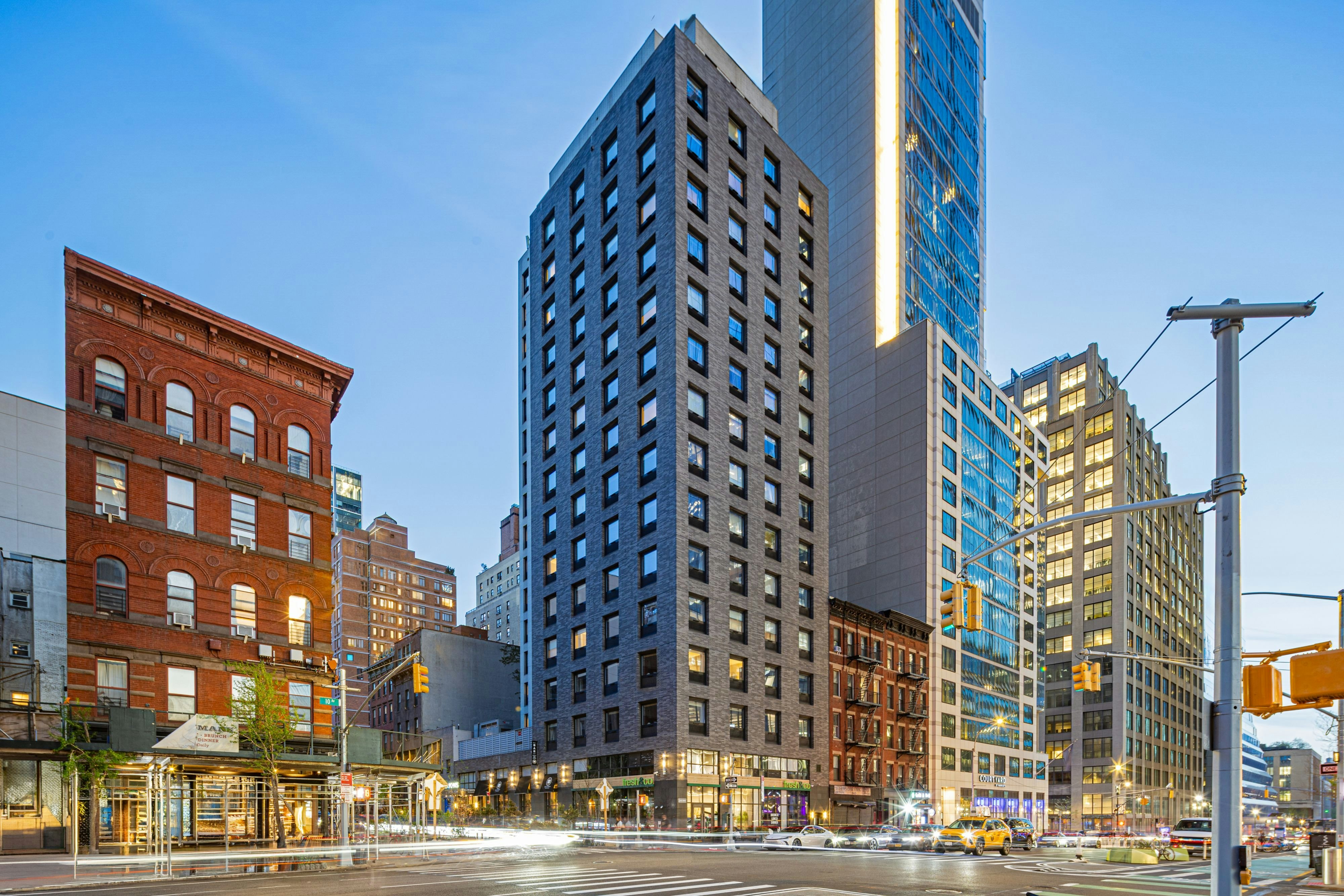 Four Points By Sheraton Manhattan Midtown West 6/30