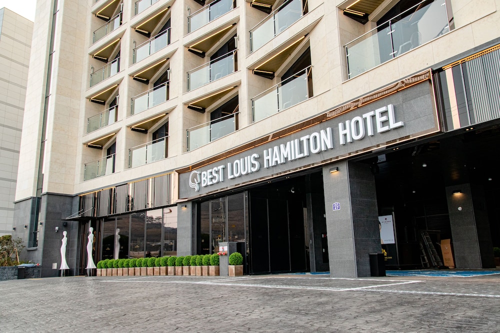 Best Louis Hamilton Hotel Ocean Terrace 25/34