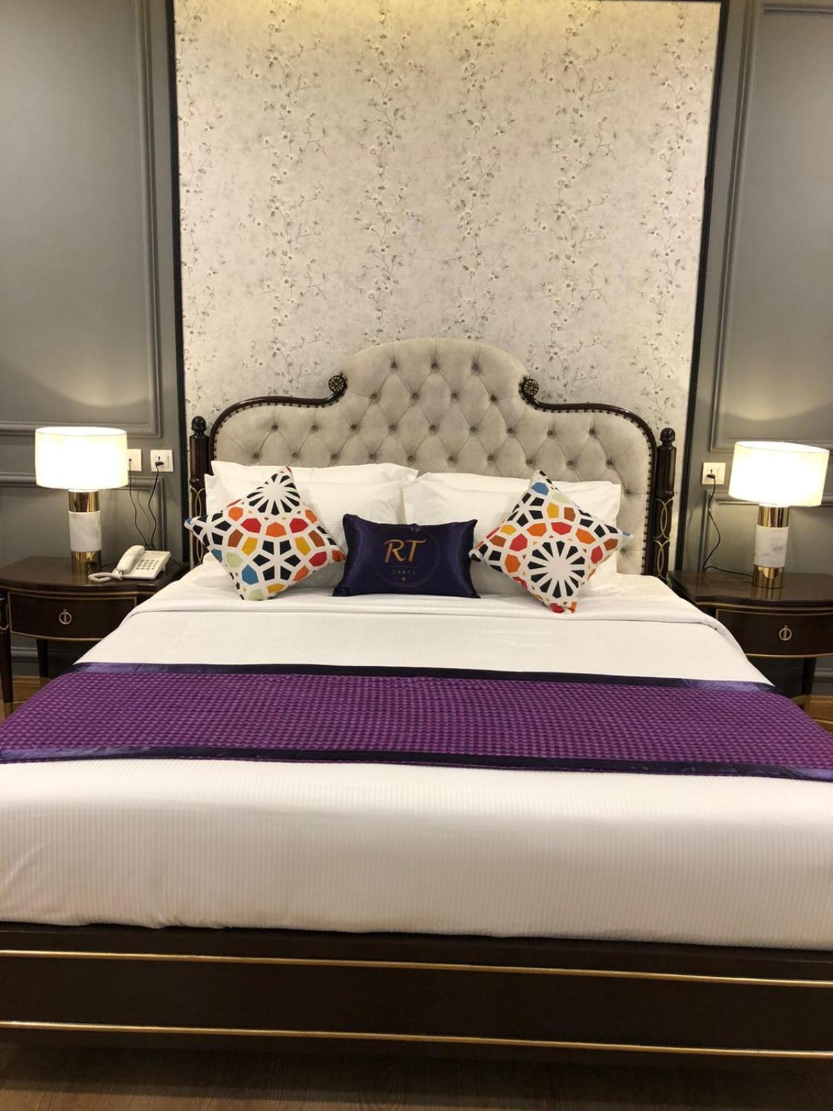 RT Grace Royal Taj Hotel Sukkur 18/58