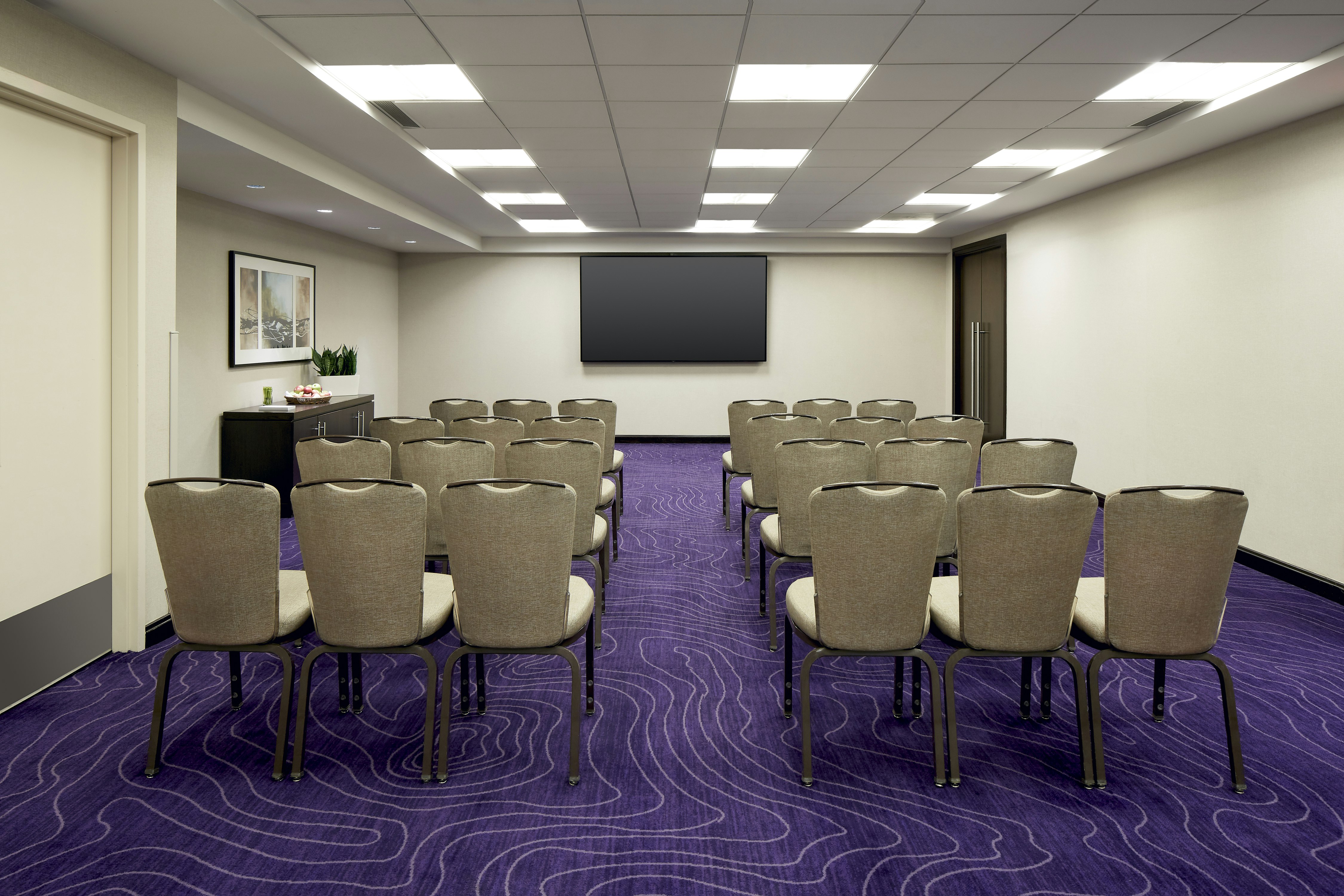 DoubleTree by Hilton Montreal 68/77