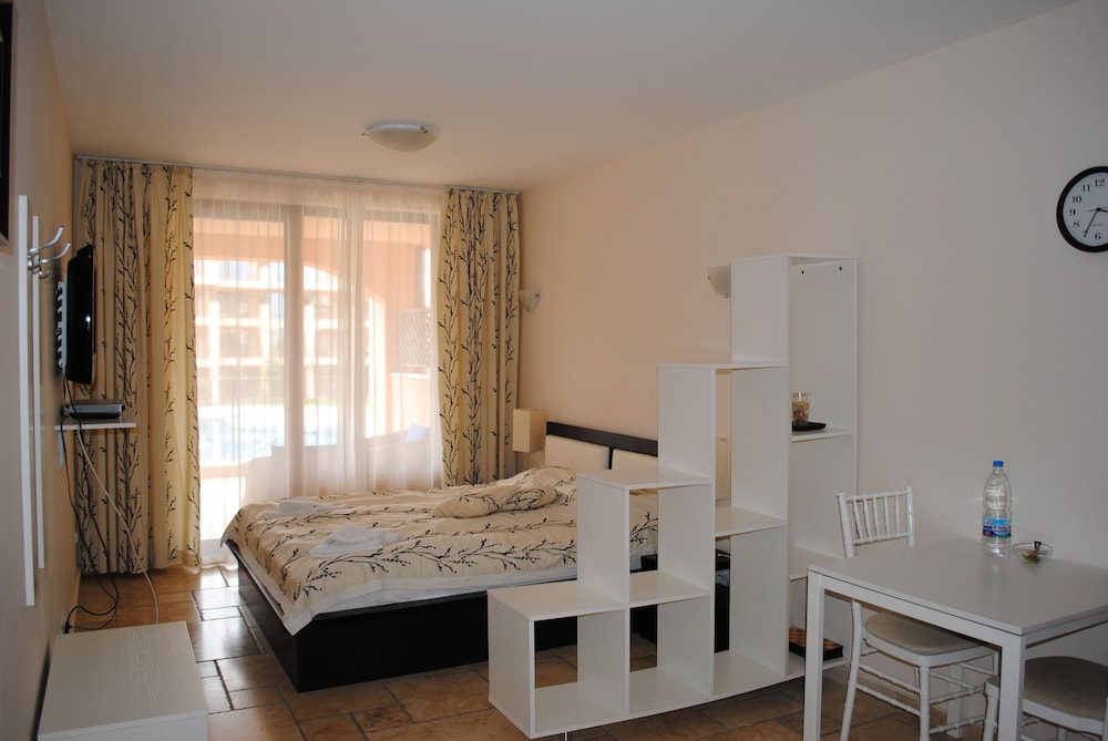 APARTHOTEL HOTEL KALIAKRIA RESORT 12/48
