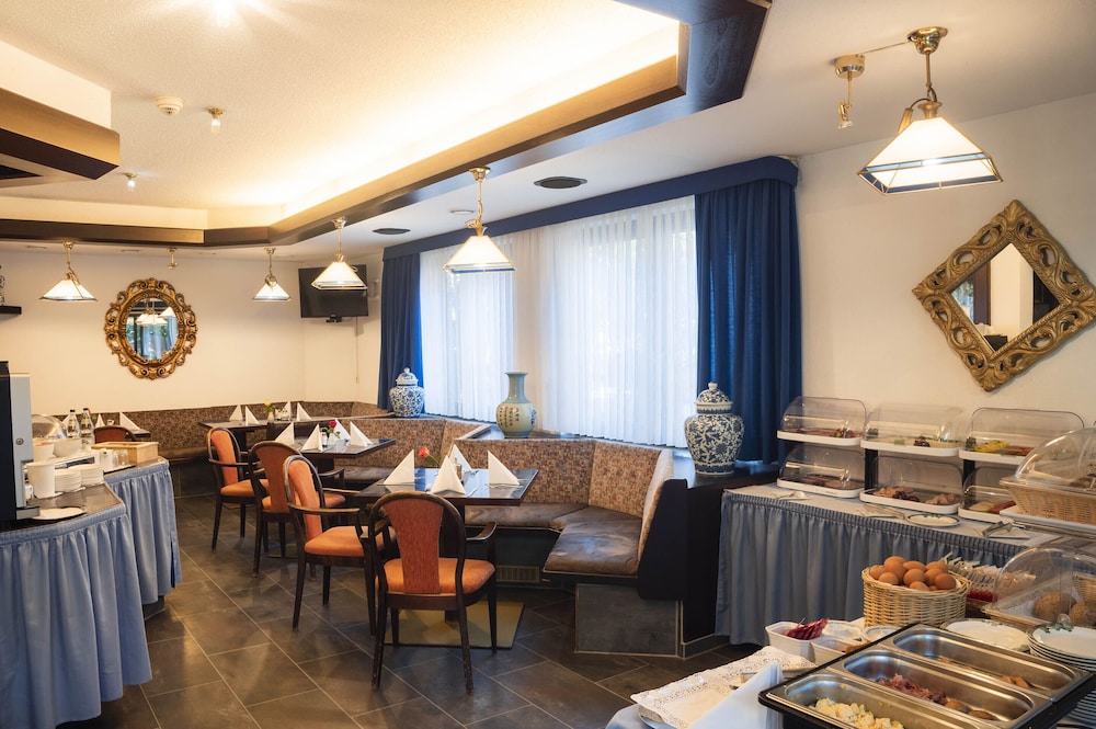 Hotel Astoria Am Urachplatz 57/67
