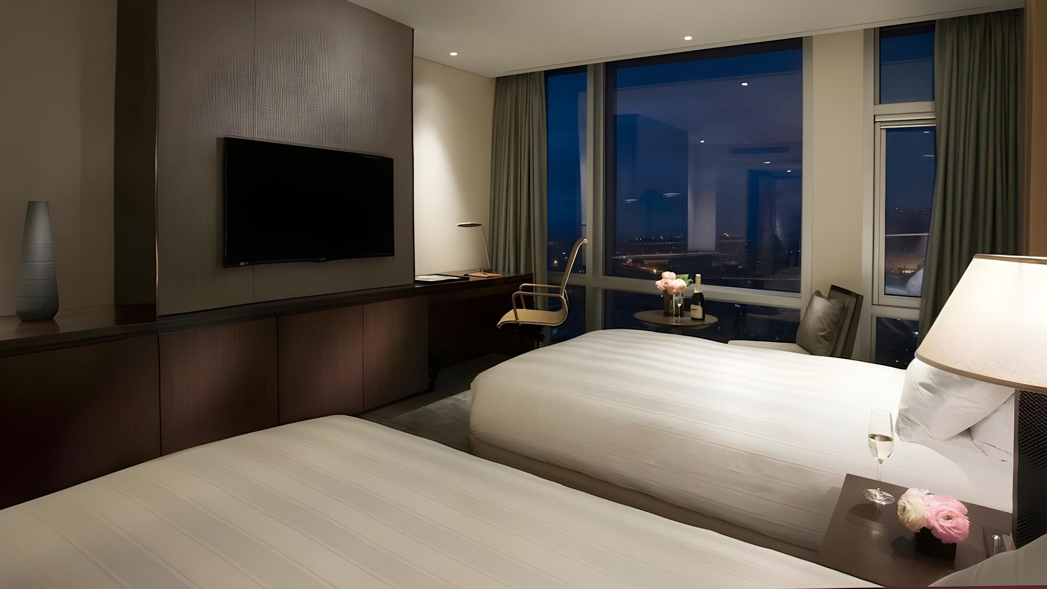 Mountain, Superior, Family, Suite, Twin Beds, 1 Double and 1 Single Bed