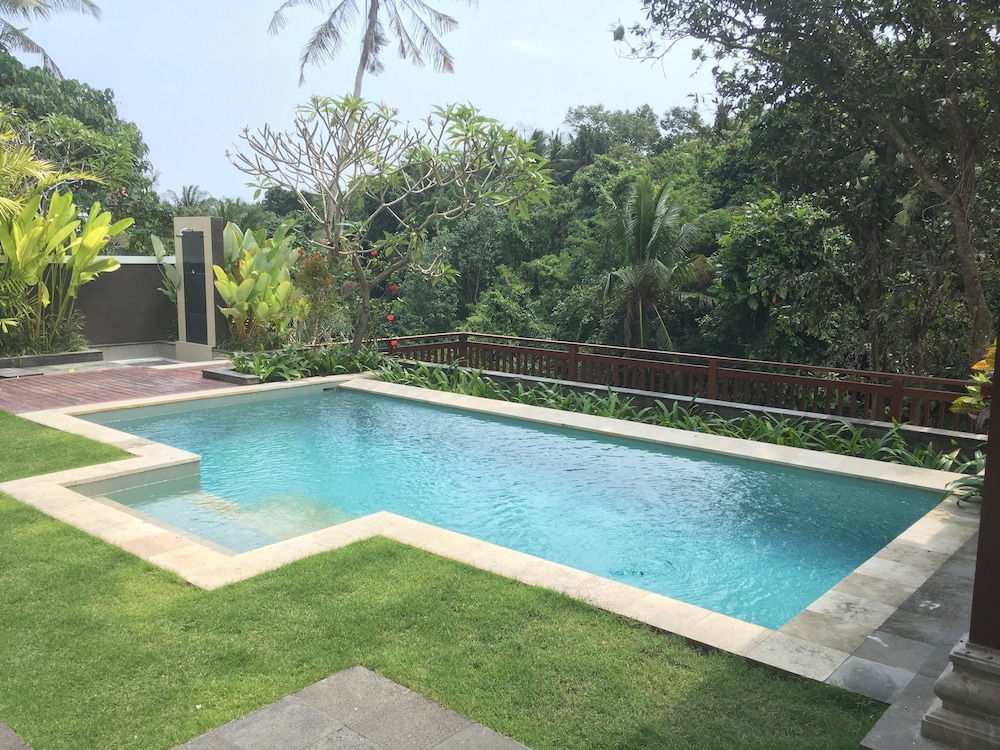Annupuri Villas Bali 29/38