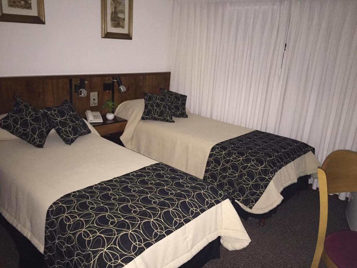 Hotel Morales 27/40