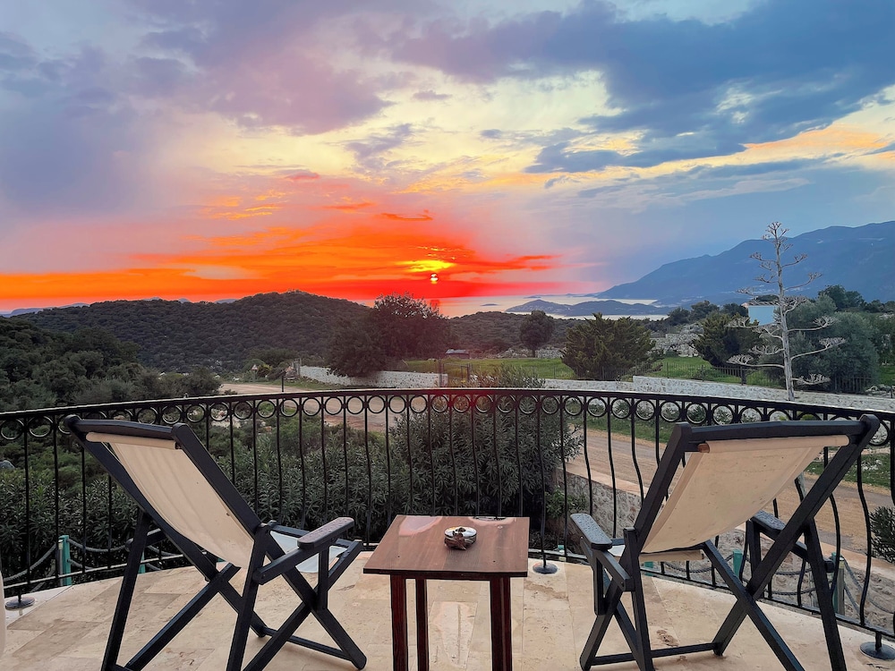 Lacitrus Villa Hotel 35/41