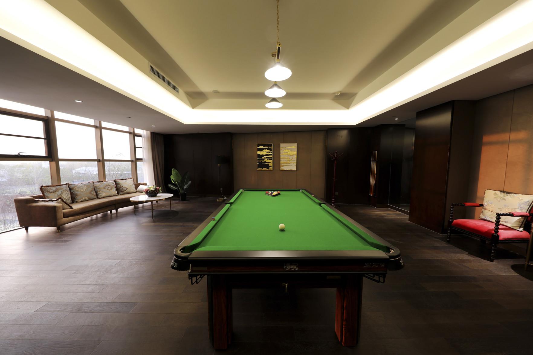 Xinhua Jian'guo Hotel 19/26