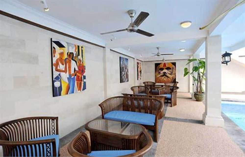Aquarius Beach Hotel 49/64