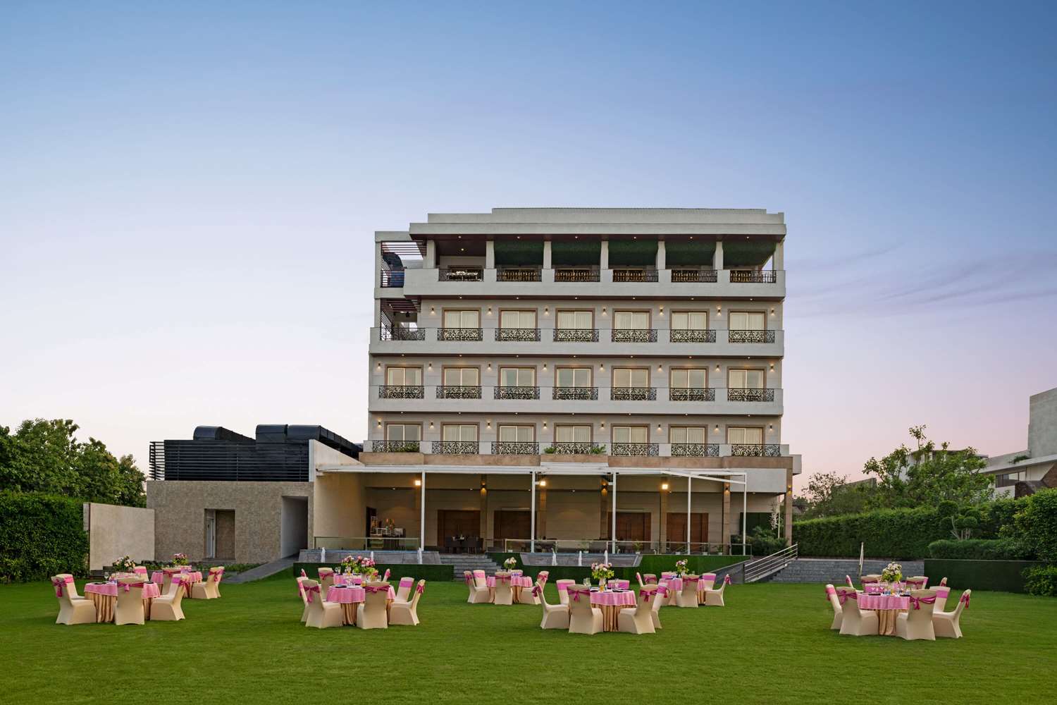 Ramada by Wyndham Aligarh GT Road 2/51